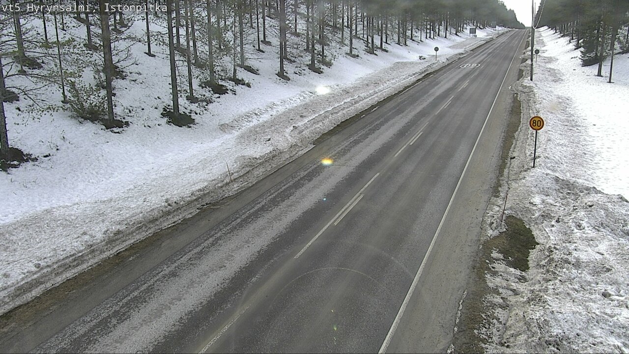 Weather Camera Image Väg 5 Hyrynsalmi, Istonpitkä, Hyrynsalmi, Kainuu