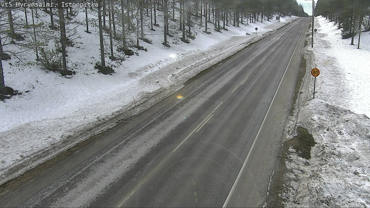 Weather Camera Image Väg 5 Hyrynsalmi, Istonpitkä, Hyrynsalmi, Kainuu