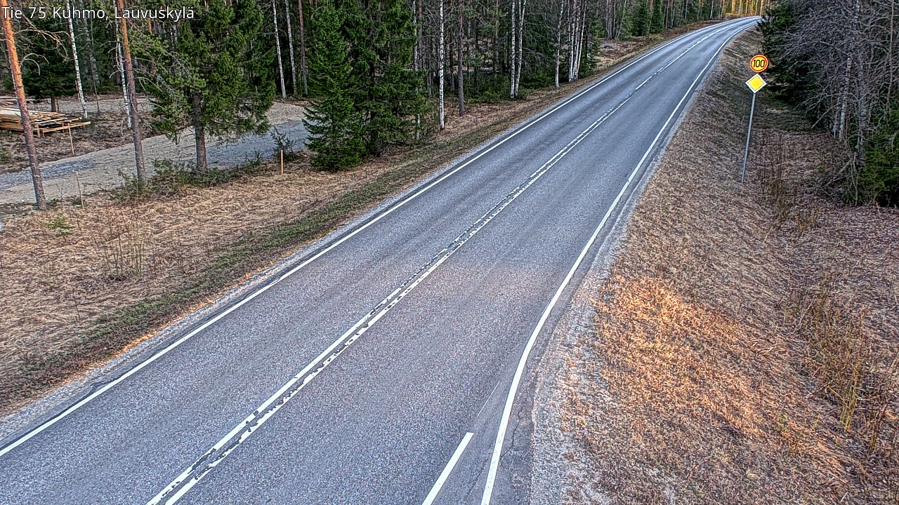 Weather Camera Image Väg 75 Kuhmo, Lauvuskylä, Kuhmo, Kainuu