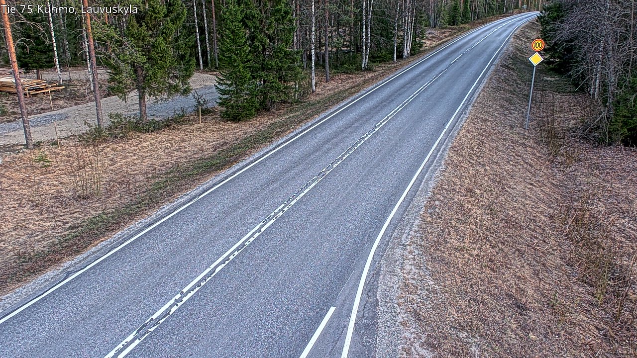 Weather Camera Image Väg 75 Kuhmo, Lauvuskylä, Kuhmo, Kainuu