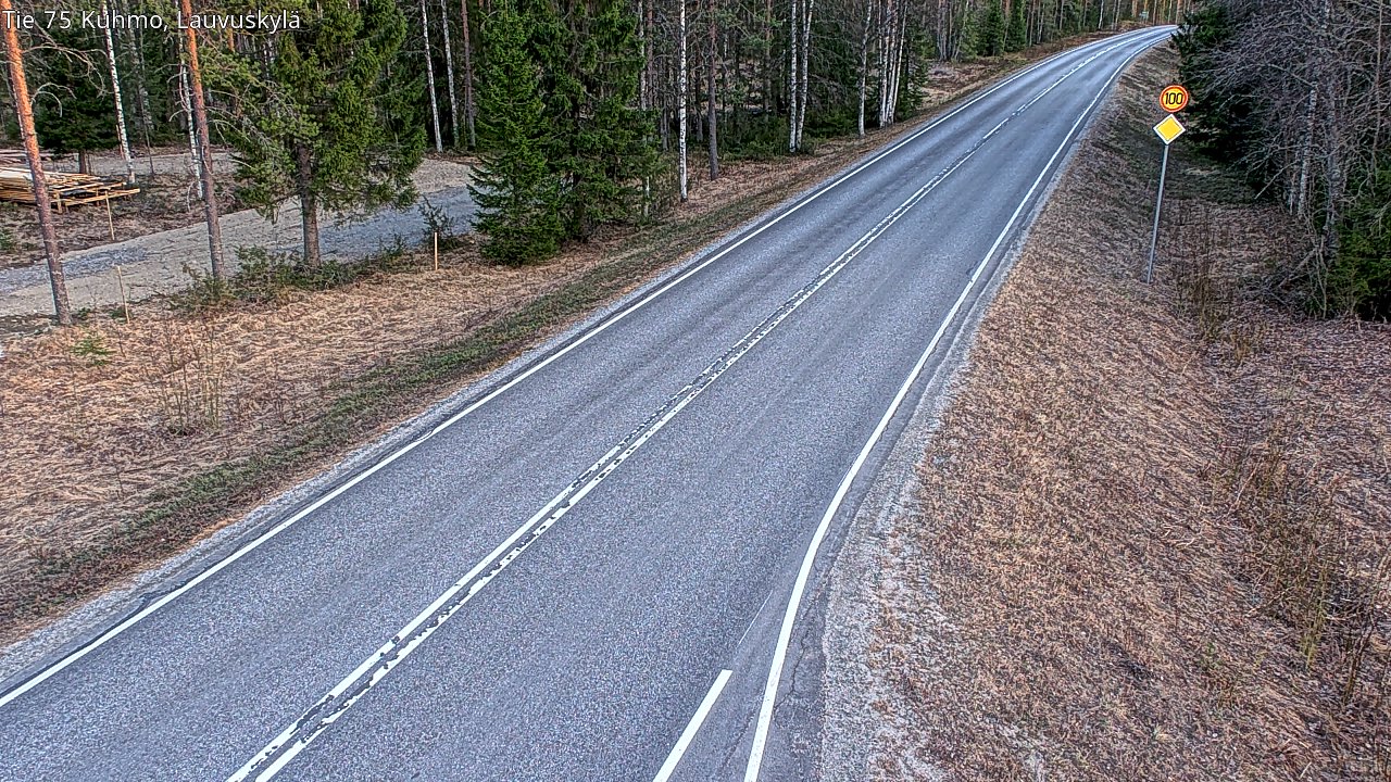 Weather Camera Image Väg 75 Kuhmo, Lauvuskylä, Kuhmo, Kainuu