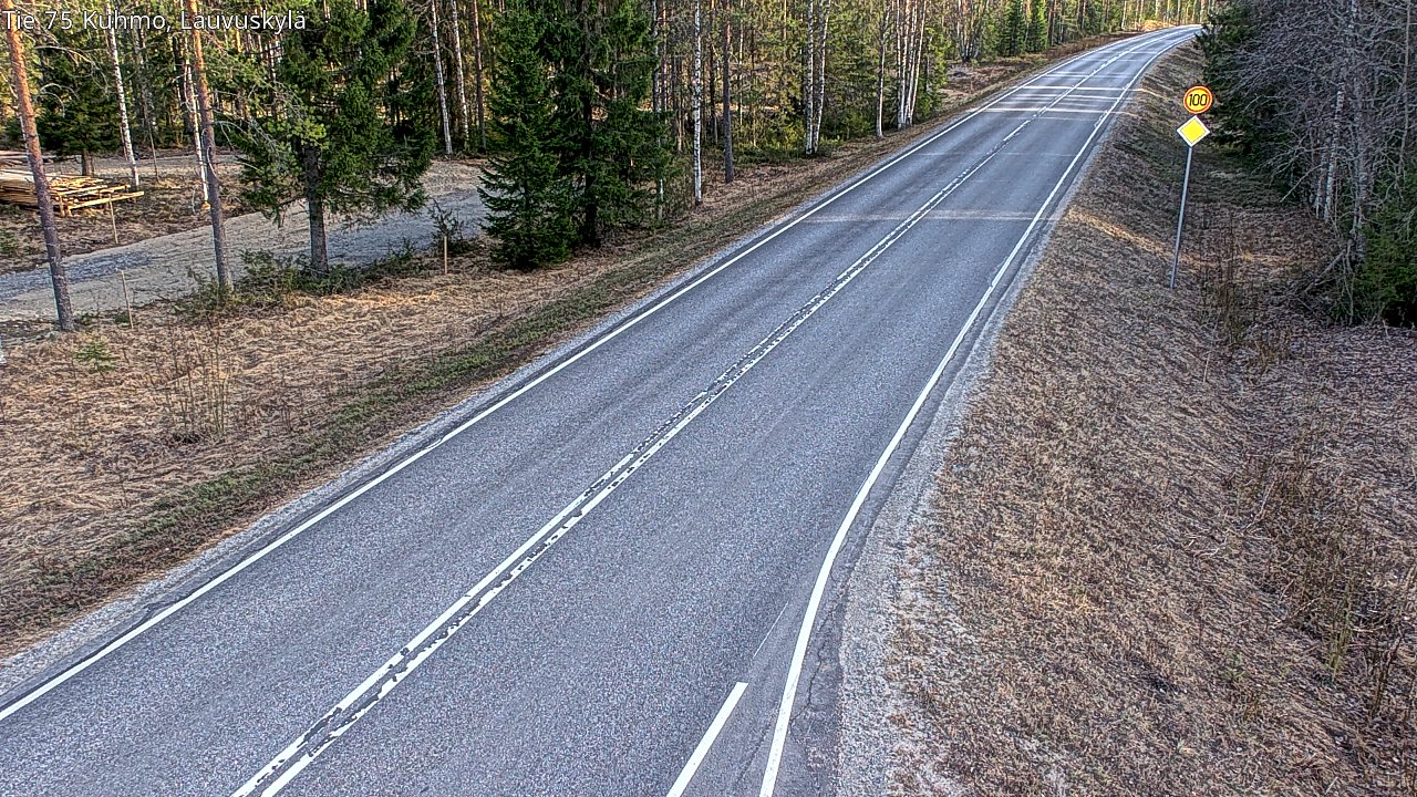 Weather Camera Image Väg 75 Kuhmo, Lauvuskylä, Kuhmo, Kainuu