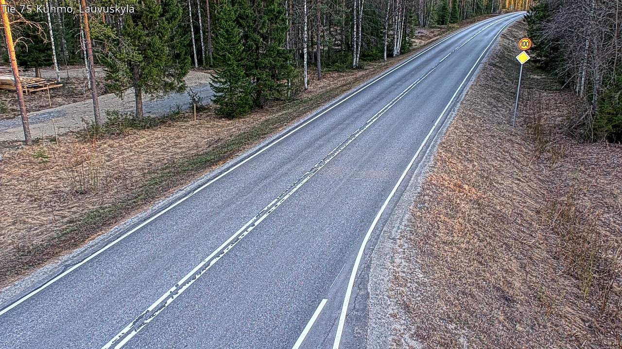 Weather Camera Image Väg 75 Kuhmo, Lauvuskylä, Kuhmo, Kainuu