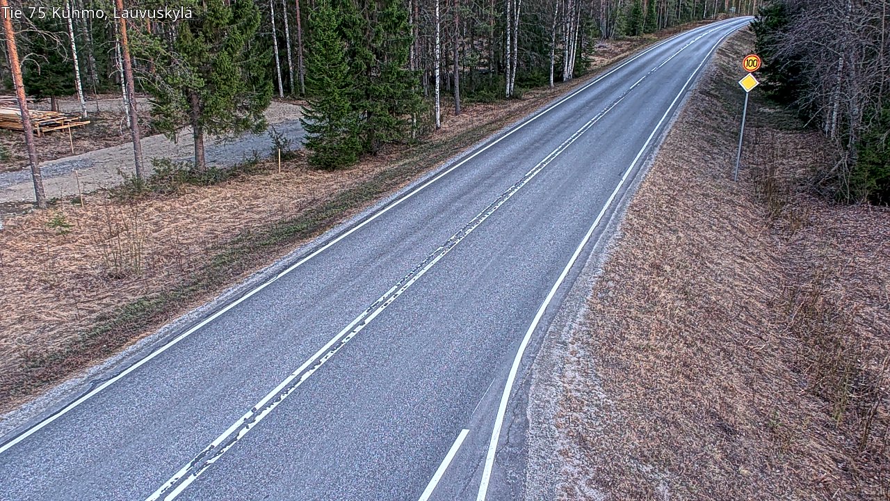 Weather Camera Image Väg 75 Kuhmo, Lauvuskylä, Kuhmo, Kainuu