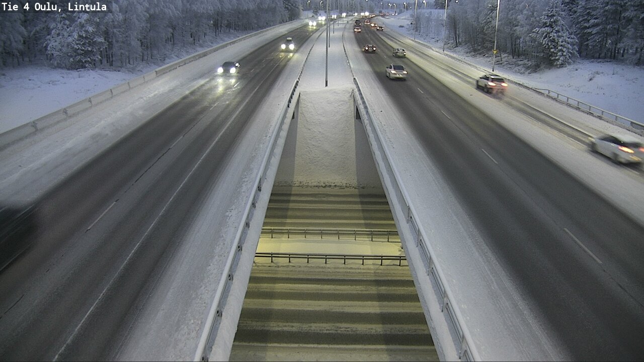 Weather Camera Image Väg 4 Uleåborg, Lintula, Oulu, Pohjois-Pohjanmaa