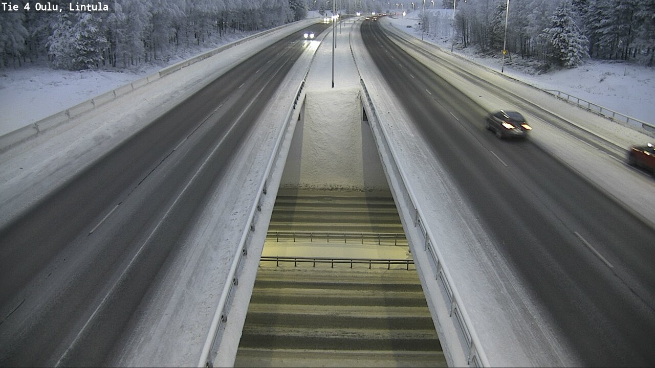 Weather Camera Image Väg 4 Uleåborg, Lintula, Oulu, Pohjois-Pohjanmaa