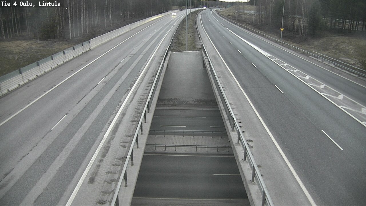 Weather Camera Image Väg 4 Uleåborg, Lintula, Oulu, Pohjois-Pohjanmaa