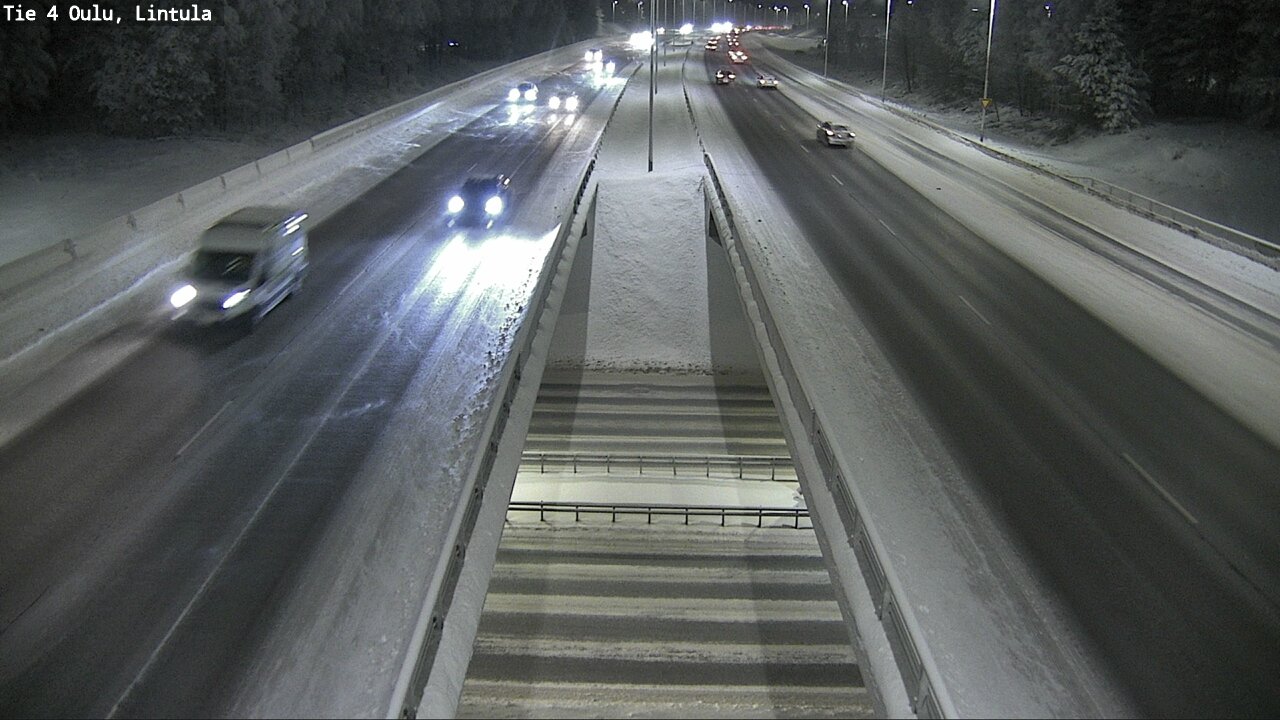 Weather Camera Image Väg 4 Uleåborg, Lintula, Oulu, Pohjois-Pohjanmaa