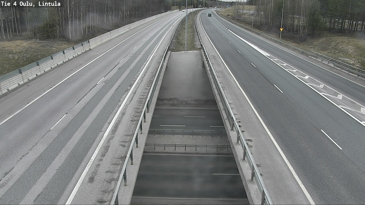 Weather Camera Image Väg 4 Uleåborg, Lintula, Oulu, Pohjois-Pohjanmaa