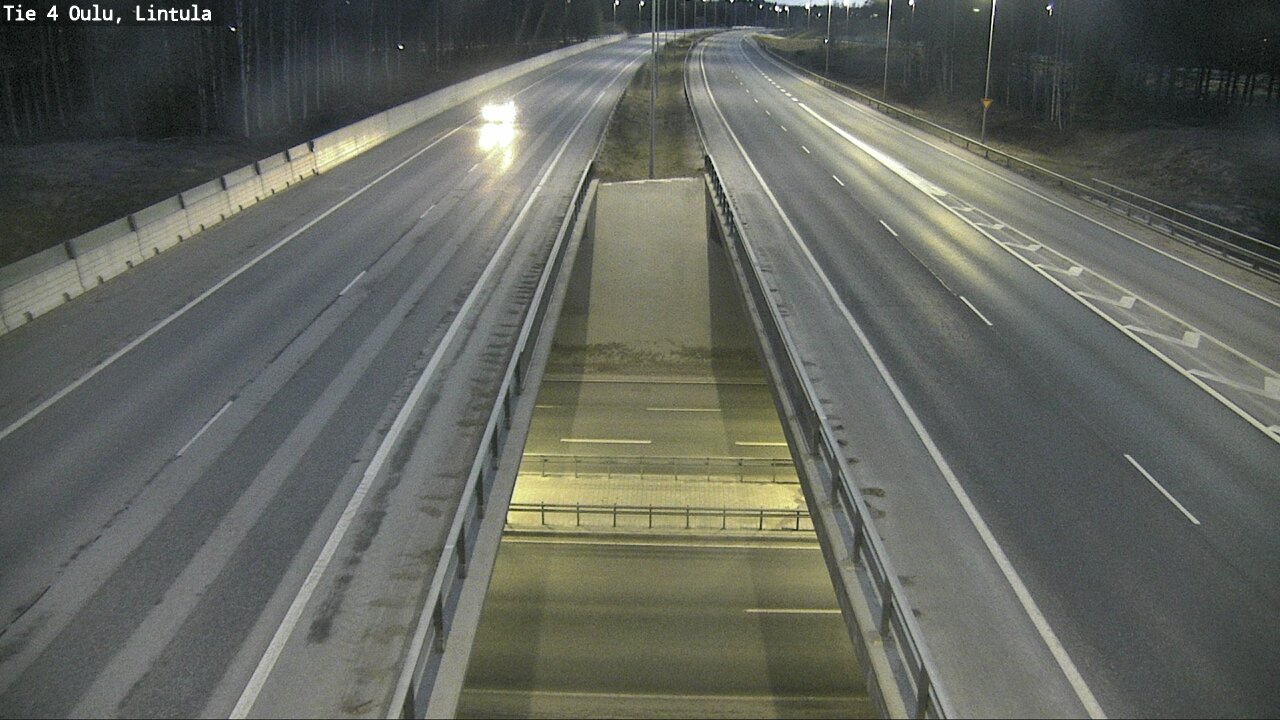 Weather Camera Image Väg 4 Uleåborg, Lintula, Oulu, Pohjois-Pohjanmaa
