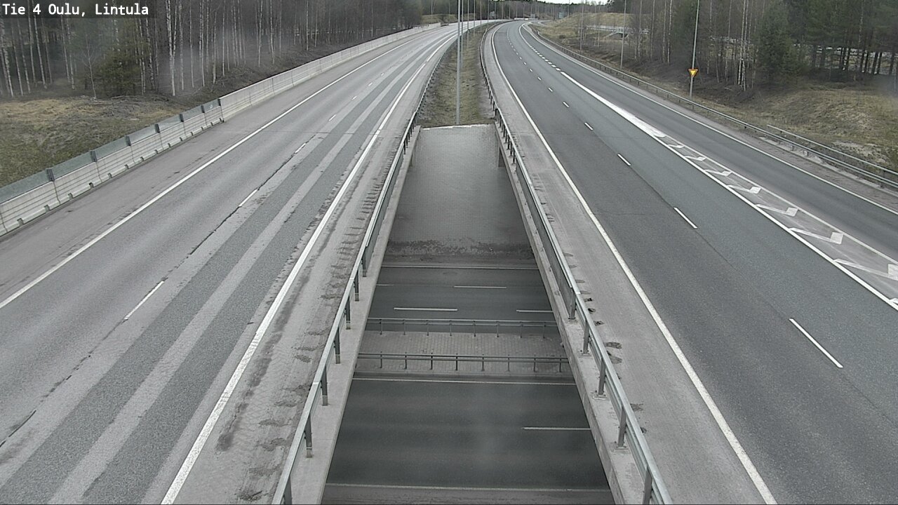 Weather Camera Image Väg 4 Uleåborg, Lintula, Oulu, Pohjois-Pohjanmaa