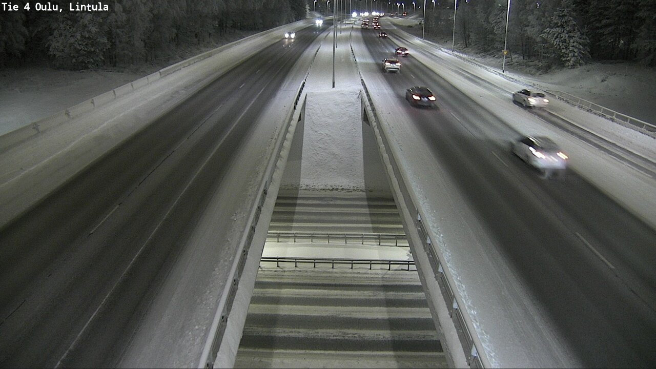 Weather Camera Image Väg 4 Uleåborg, Lintula, Oulu, Pohjois-Pohjanmaa