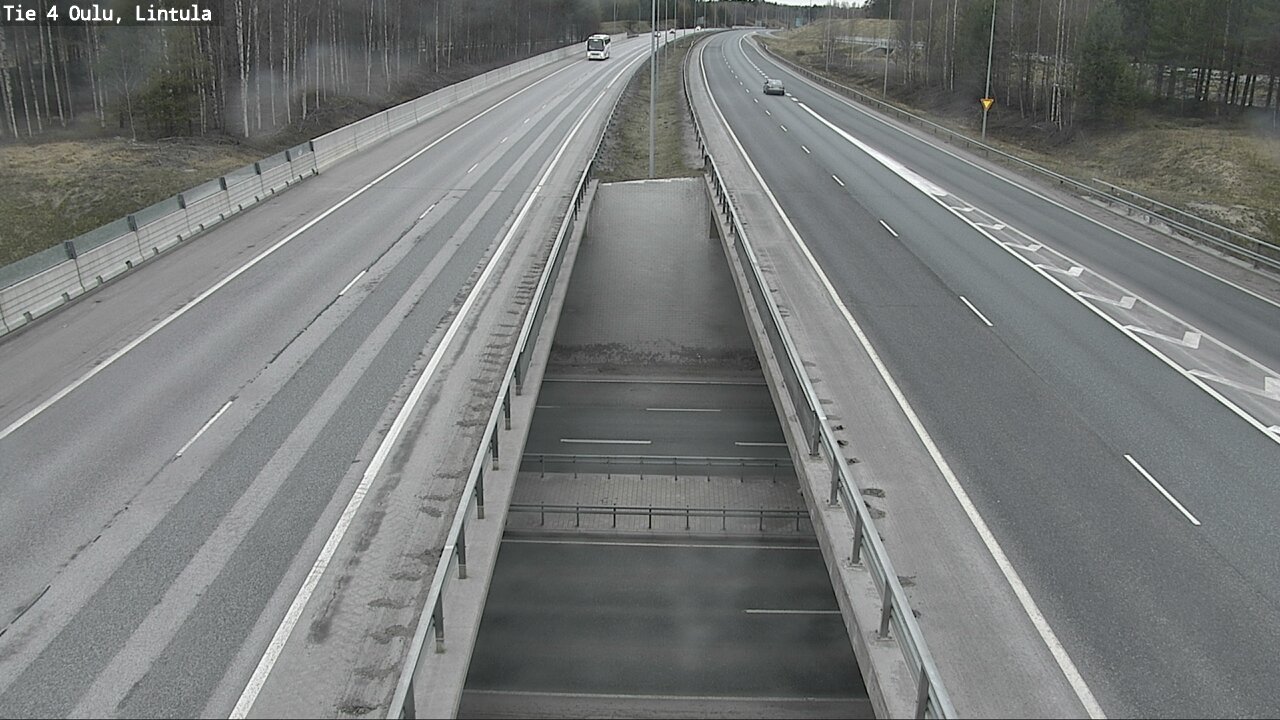 Weather Camera Image Väg 4 Uleåborg, Lintula, Oulu, Pohjois-Pohjanmaa