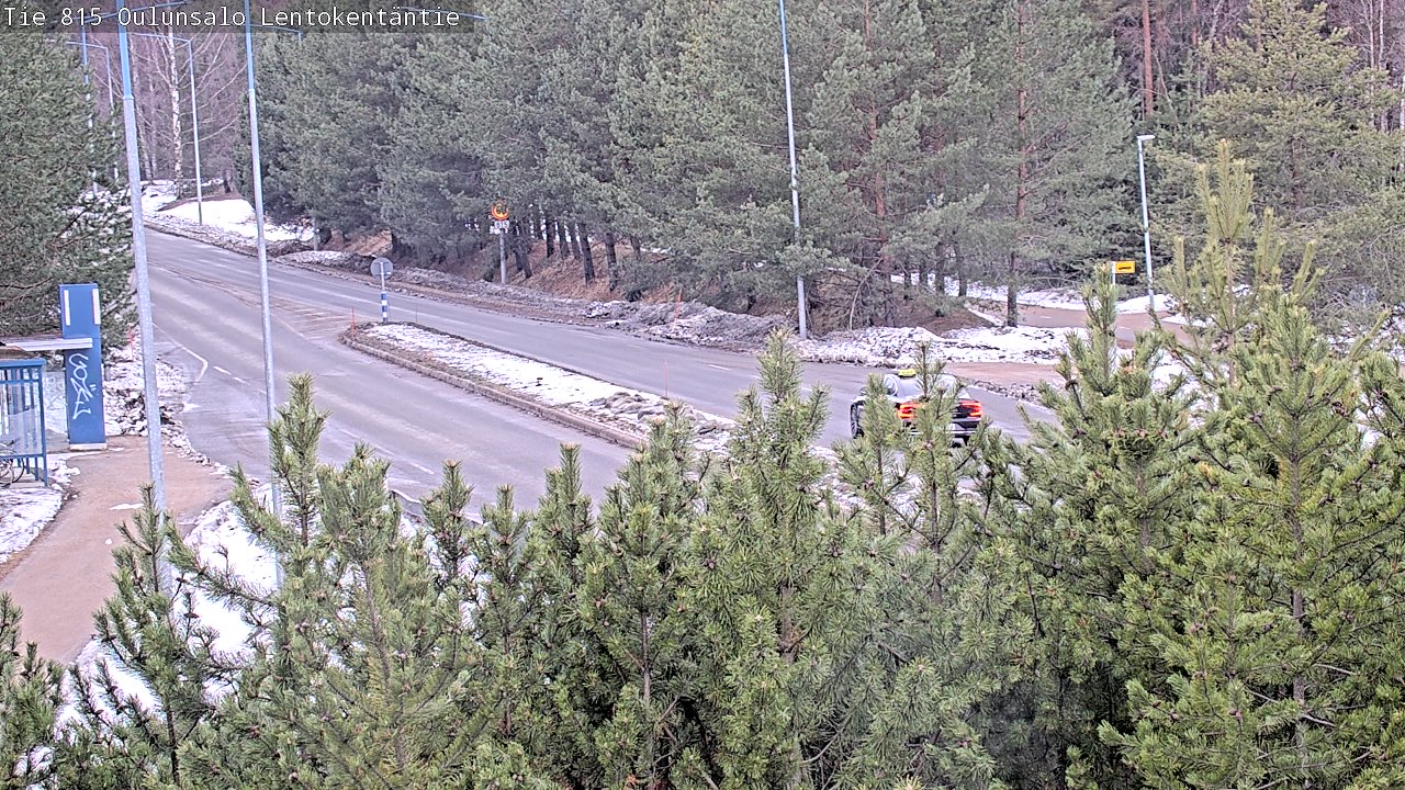 Weather Camera Image Väg 816 Uleåsalo, Lentokentäntie, Oulu, Pohjois-Pohjanmaa