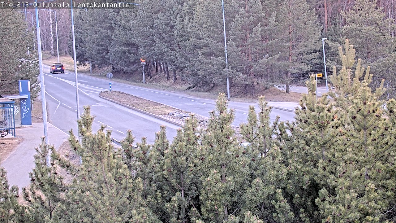 Weather Camera Image Väg 816 Uleåsalo, Lentokentäntie, Oulu, Pohjois-Pohjanmaa