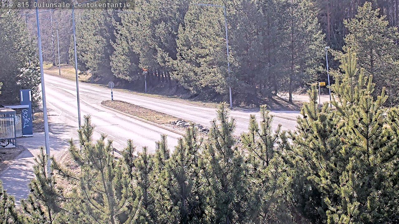 Weather Camera Image Väg 816 Uleåsalo, Lentokentäntie, Oulu, Pohjois-Pohjanmaa