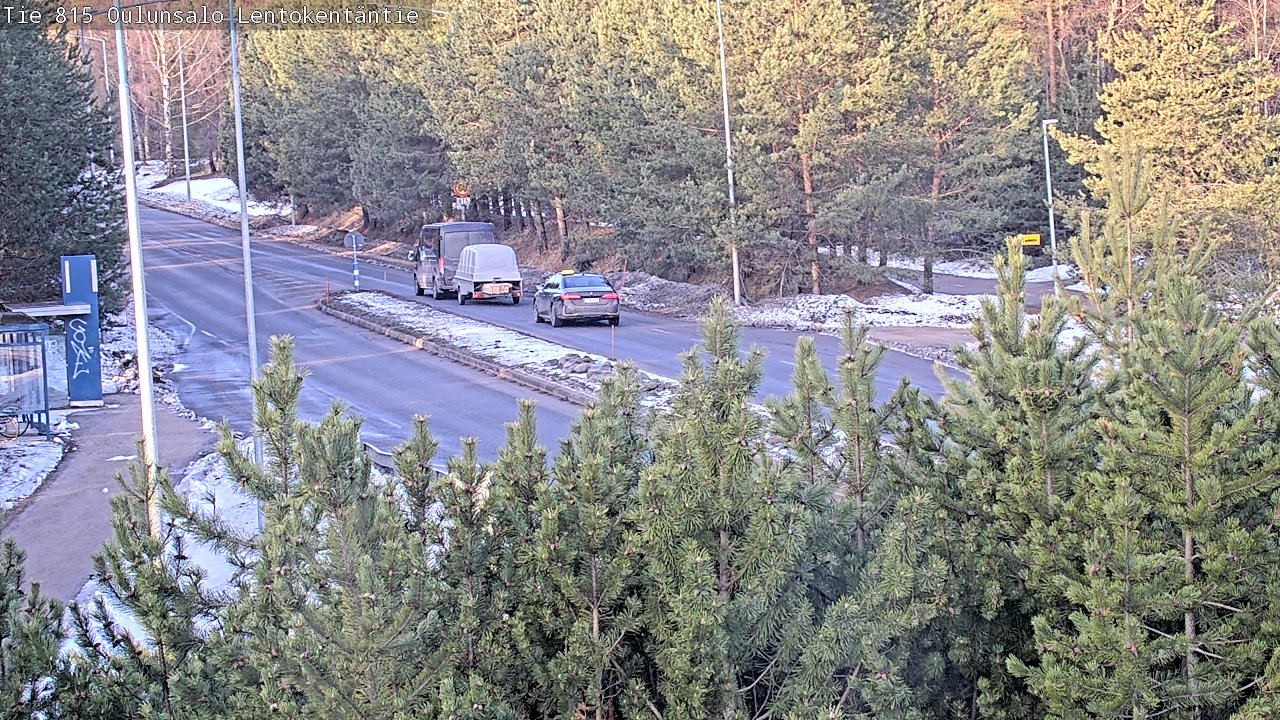 Weather Camera Image Väg 816 Uleåsalo, Lentokentäntie, Oulu, Pohjois-Pohjanmaa