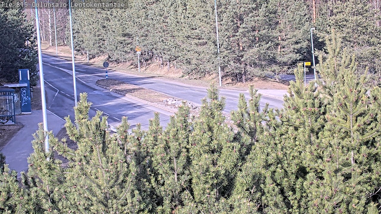 Weather Camera Image Väg 816 Uleåsalo, Lentokentäntie, Oulu, Pohjois-Pohjanmaa