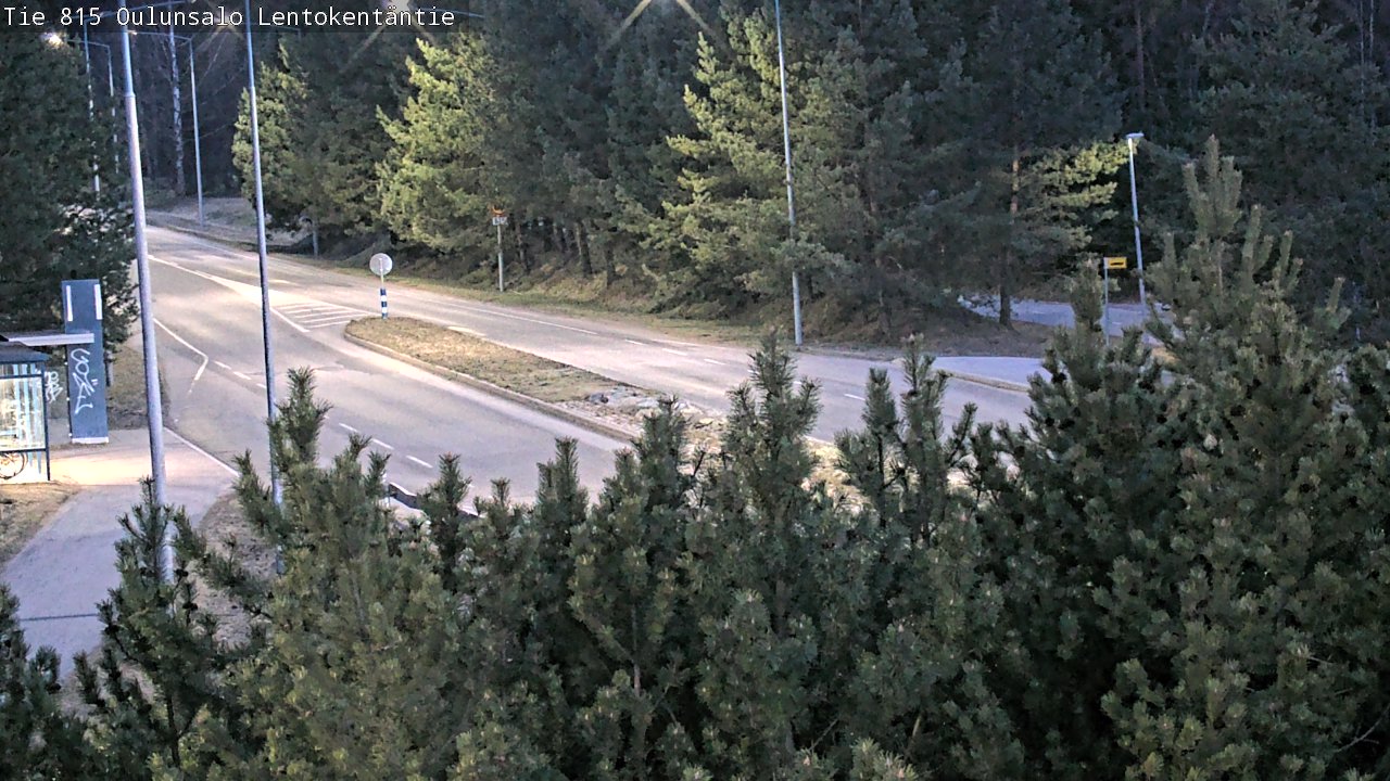 Weather Camera Image Road 816 Oulunsalo, Lentokentäntie, Oulu, Pohjois-Pohjanmaa