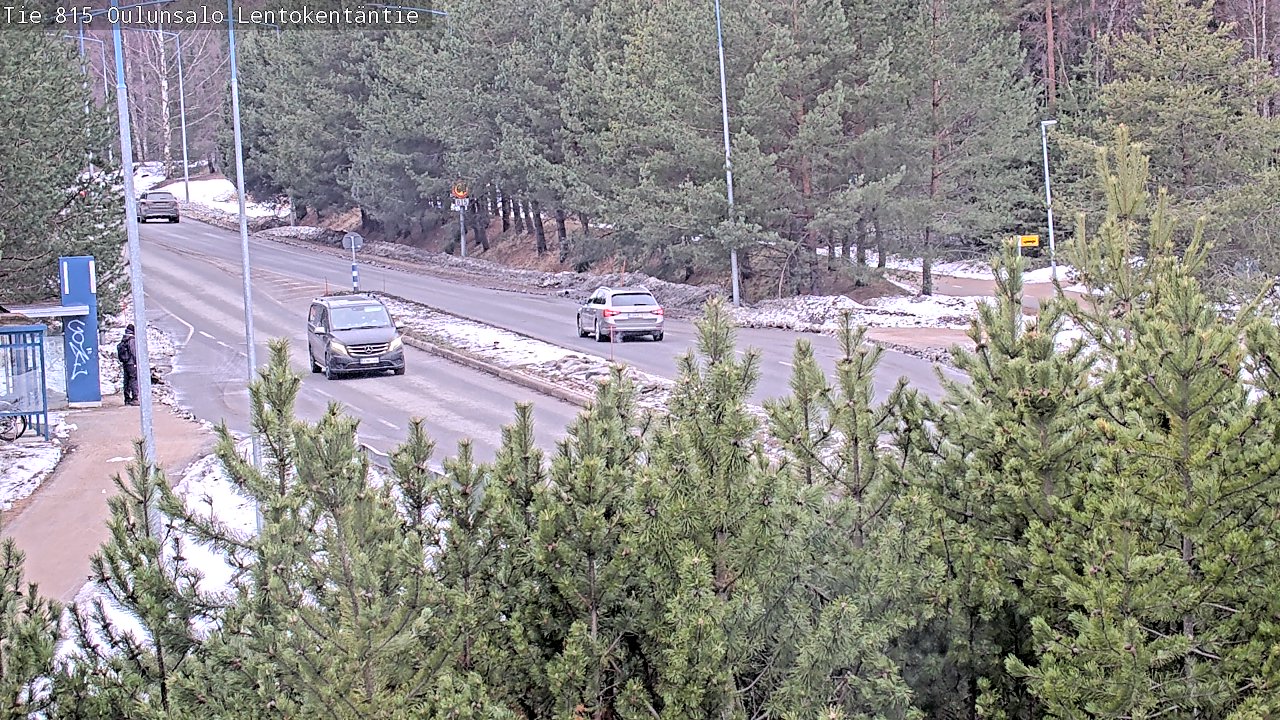 Weather Camera Image Väg 816 Uleåsalo, Lentokentäntie, Oulu, Pohjois-Pohjanmaa