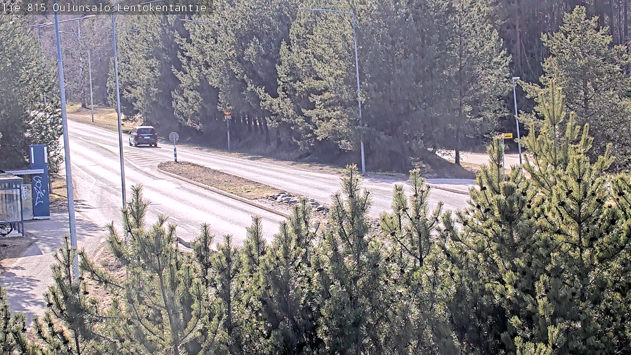 Weather Camera Image Väg 816 Uleåsalo, Lentokentäntie, Oulu, Pohjois-Pohjanmaa