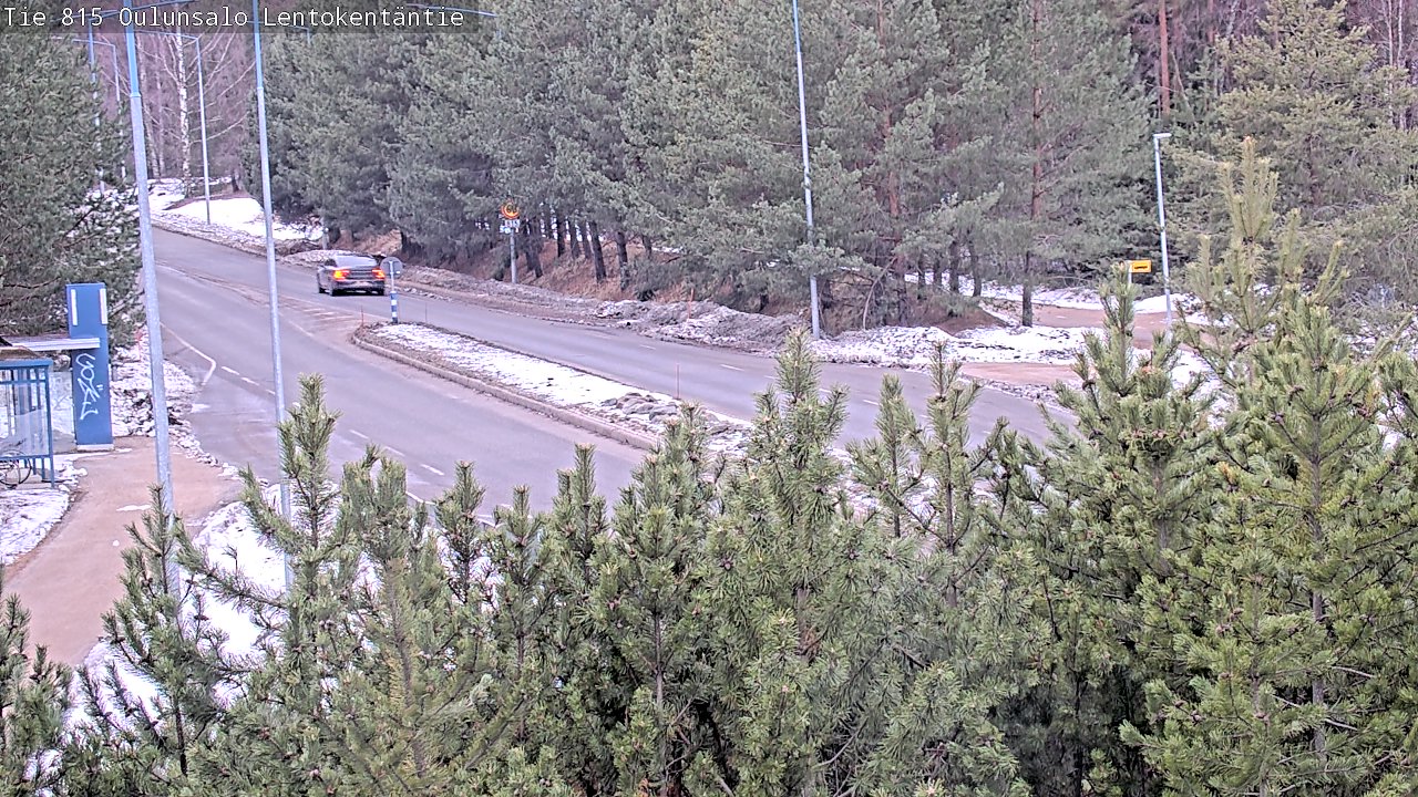 Weather Camera Image Väg 816 Uleåsalo, Lentokentäntie, Oulu, Pohjois-Pohjanmaa