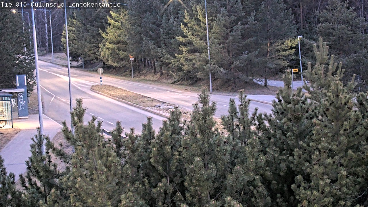Weather Camera Image Road 816 Oulunsalo, Lentokentäntie, Oulu, Pohjois-Pohjanmaa