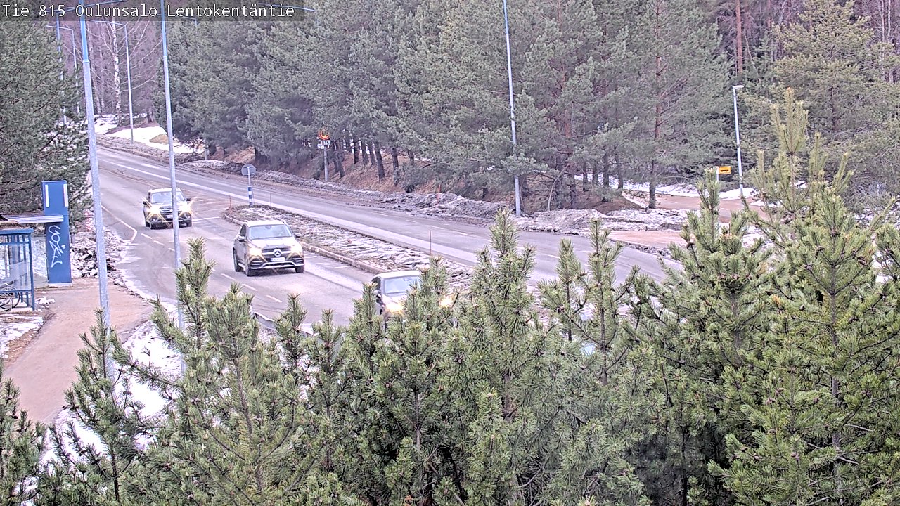 Weather Camera Image Väg 816 Uleåsalo, Lentokentäntie, Oulu, Pohjois-Pohjanmaa