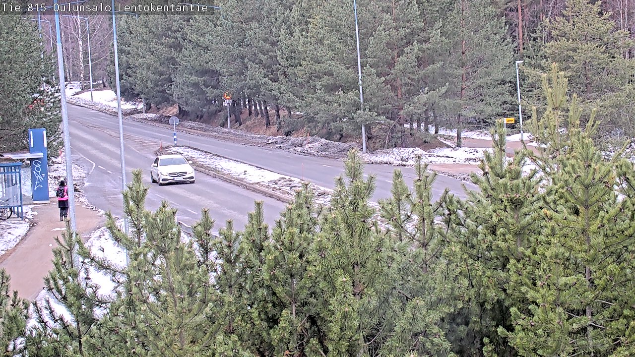 Weather Camera Image Väg 816 Uleåsalo, Lentokentäntie, Oulu, Pohjois-Pohjanmaa