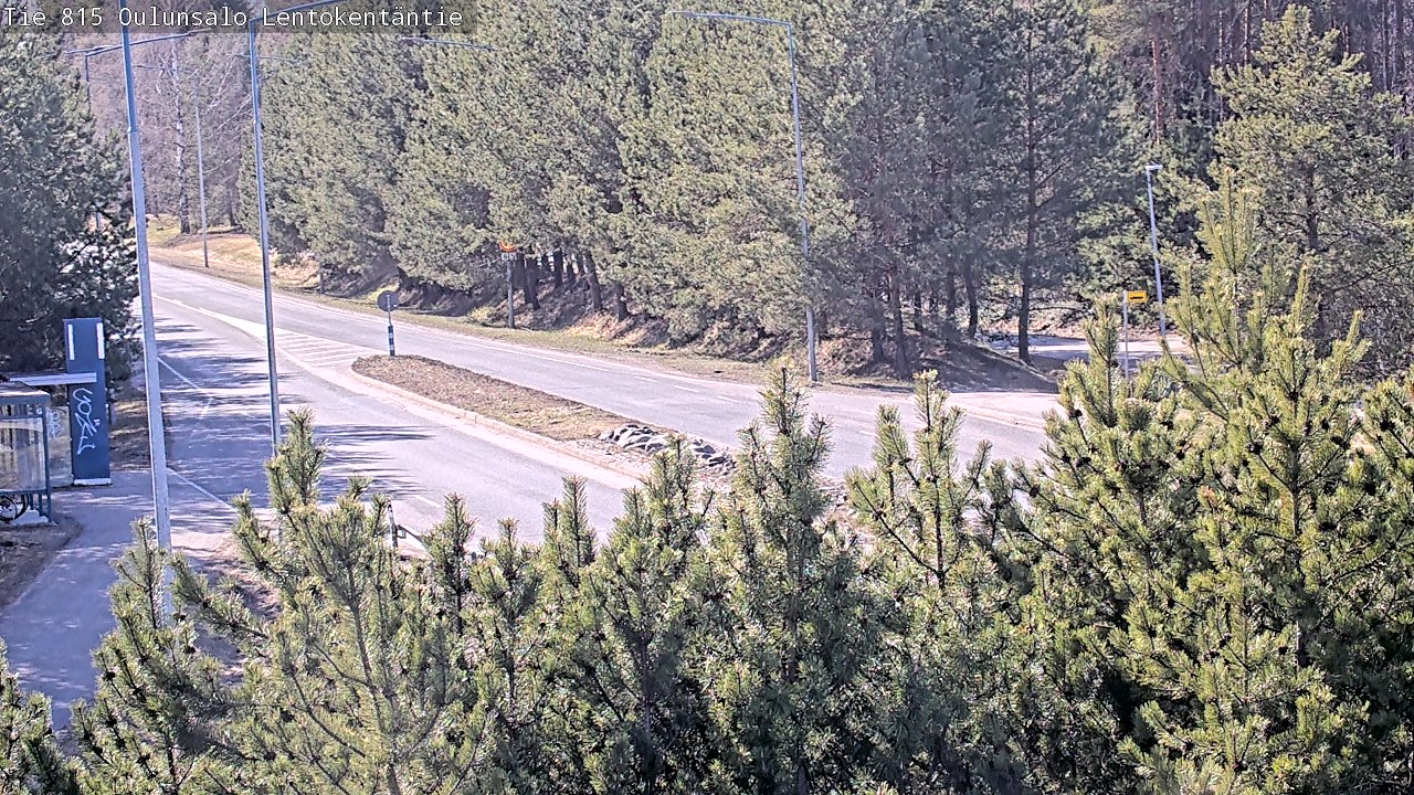 Weather Camera Image Väg 816 Uleåsalo, Lentokentäntie, Oulu, Pohjois-Pohjanmaa