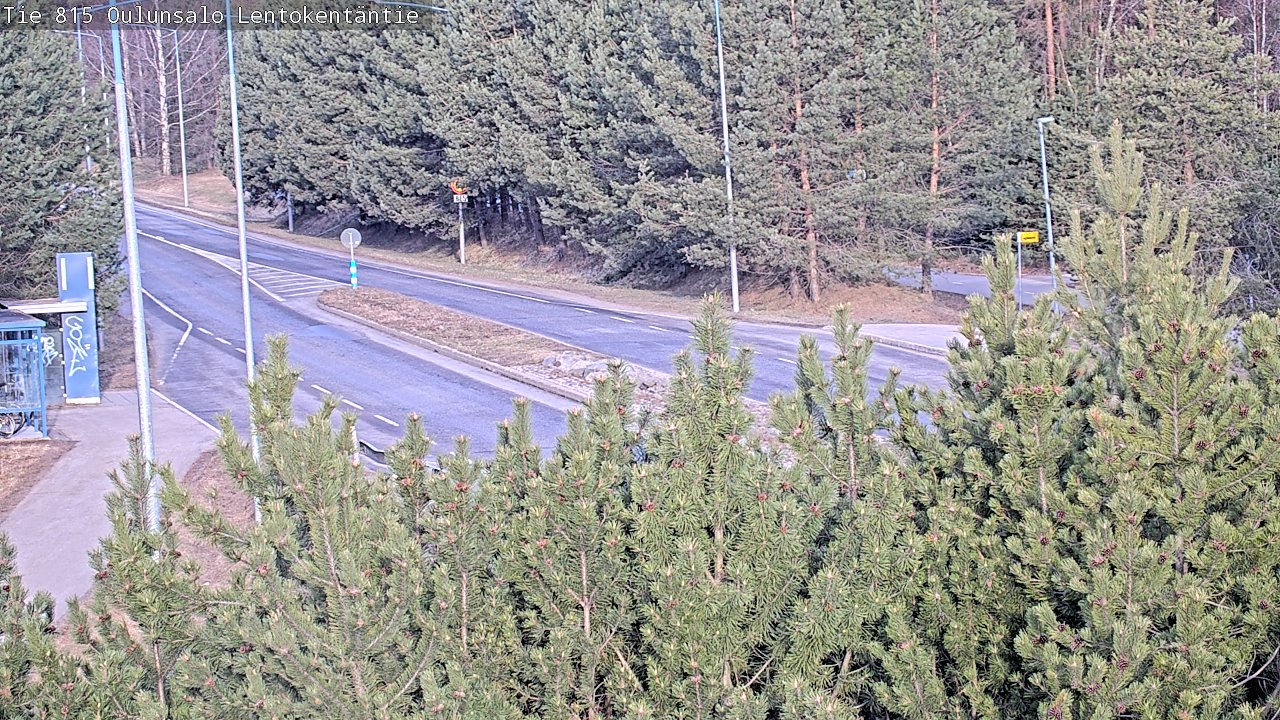 Weather Camera Image Väg 816 Uleåsalo, Lentokentäntie, Oulu, Pohjois-Pohjanmaa