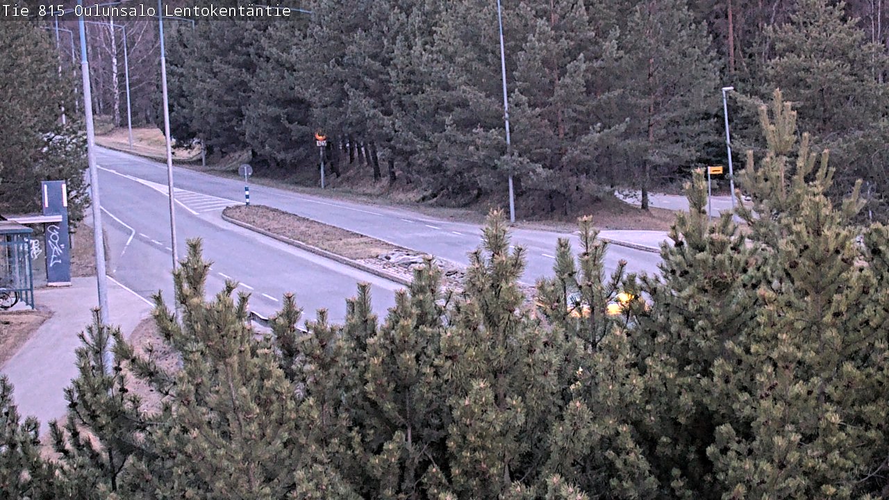 Weather Camera Image Road 816 Oulunsalo, Lentokentäntie, Oulu, Pohjois-Pohjanmaa