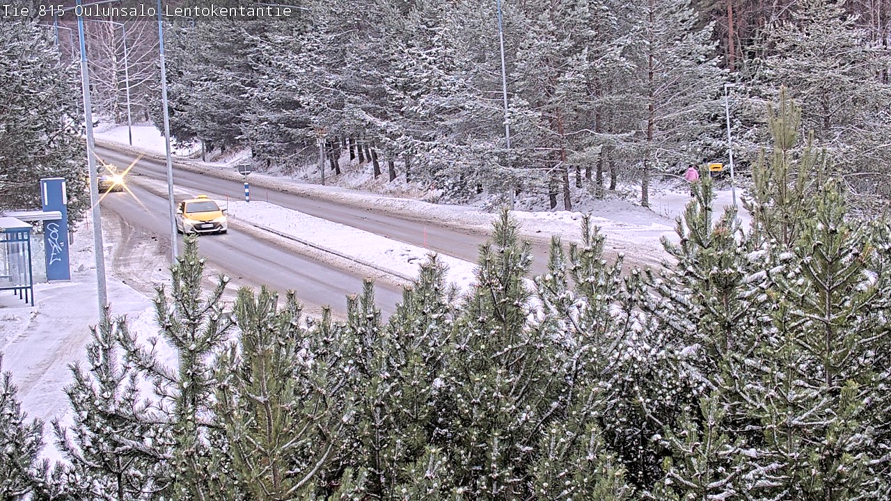 Weather Camera Image Väg 816 Uleåsalo, Lentokentäntie, Oulu, Pohjois-Pohjanmaa