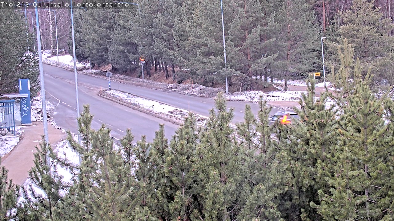 Weather Camera Image Väg 816 Uleåsalo, Lentokentäntie, Oulu, Pohjois-Pohjanmaa