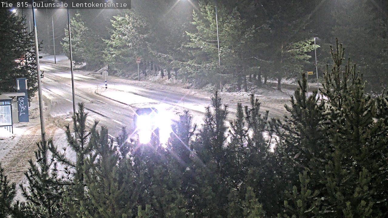 Weather Camera Image Väg 816 Uleåsalo, Lentokentäntie, Oulu, Pohjois-Pohjanmaa