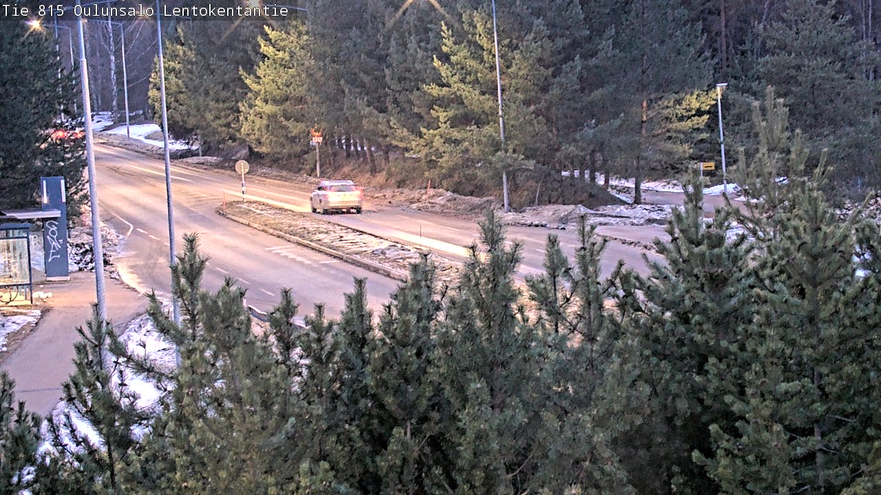 Weather Camera Image Road 816 Oulunsalo, Lentokentäntie, Oulu, Pohjois-Pohjanmaa