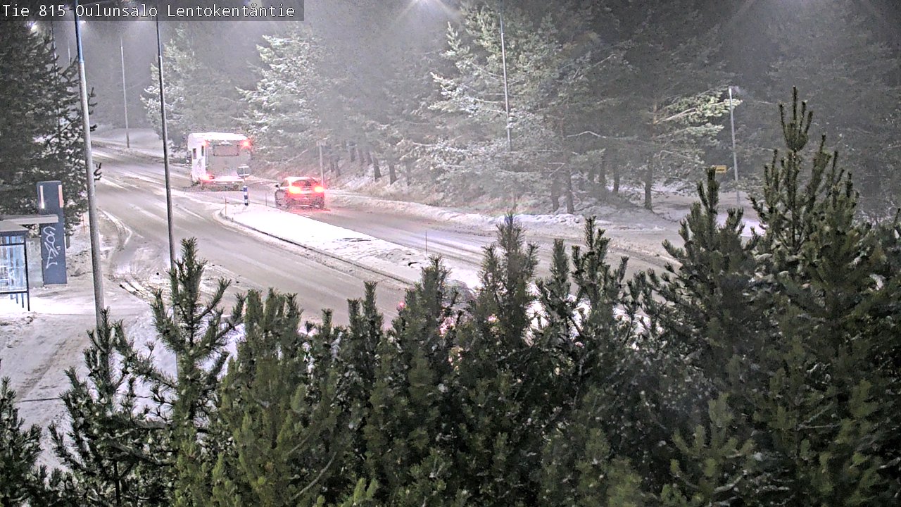 Weather Camera Image Väg 816 Uleåsalo, Lentokentäntie, Oulu, Pohjois-Pohjanmaa