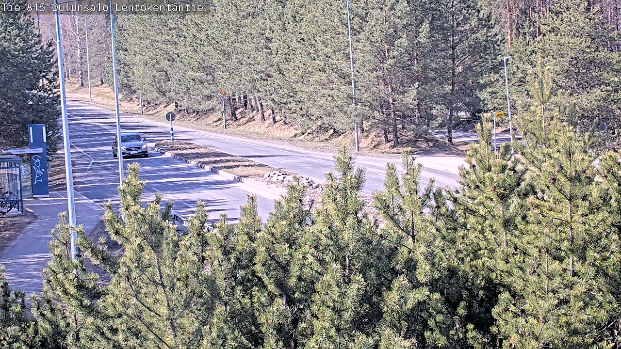 Weather Camera Image Väg 816 Uleåsalo, Lentokentäntie, Oulu, Pohjois-Pohjanmaa