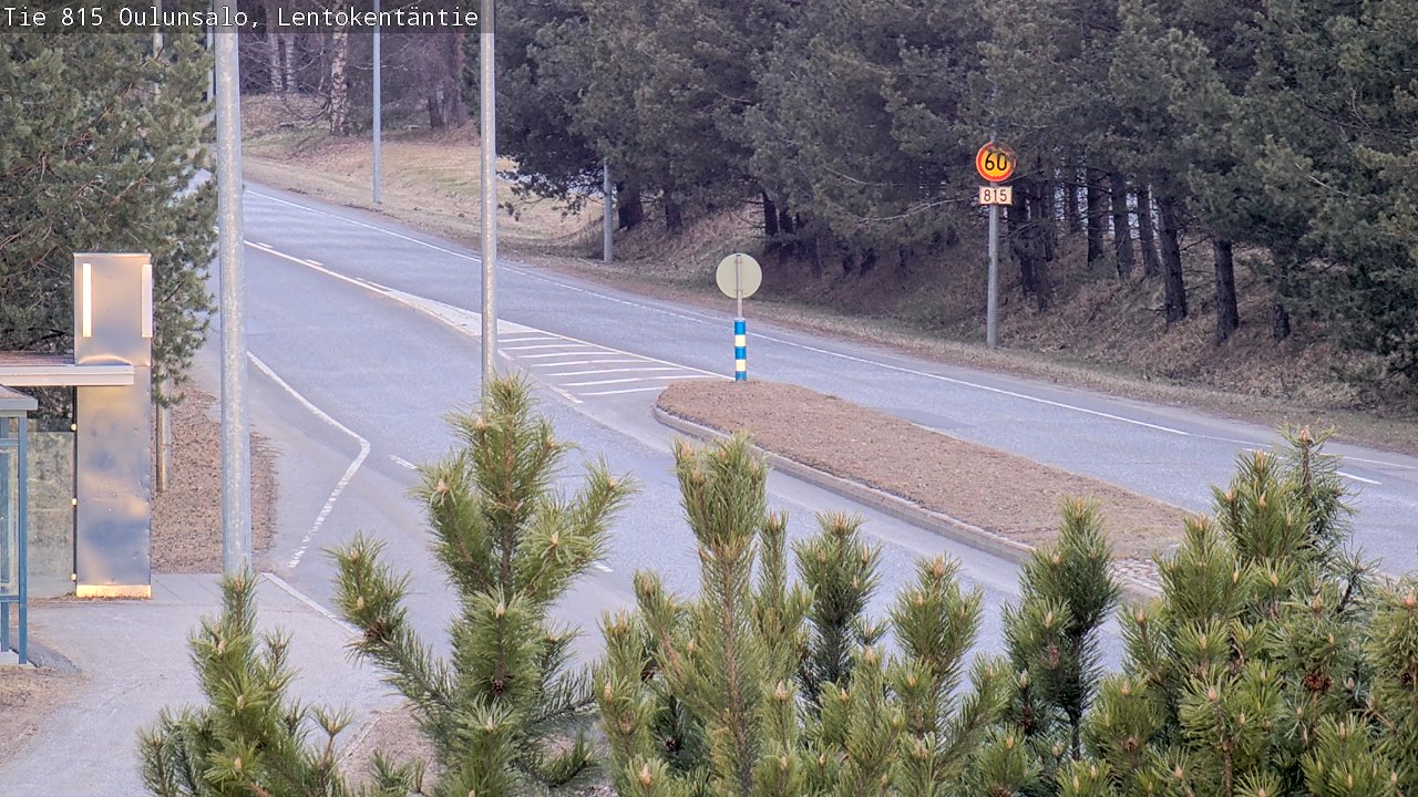 Weather Camera Image Road 816 Oulunsalo, Lentokentäntie, Oulu, Pohjois-Pohjanmaa