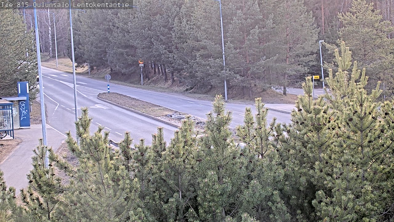 Weather Camera Image Väg 816 Uleåsalo, Lentokentäntie, Oulu, Pohjois-Pohjanmaa