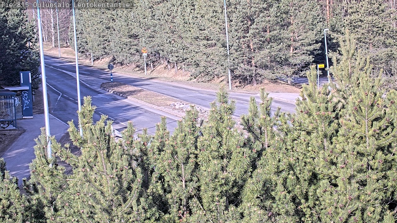 Weather Camera Image Väg 816 Uleåsalo, Lentokentäntie, Oulu, Pohjois-Pohjanmaa