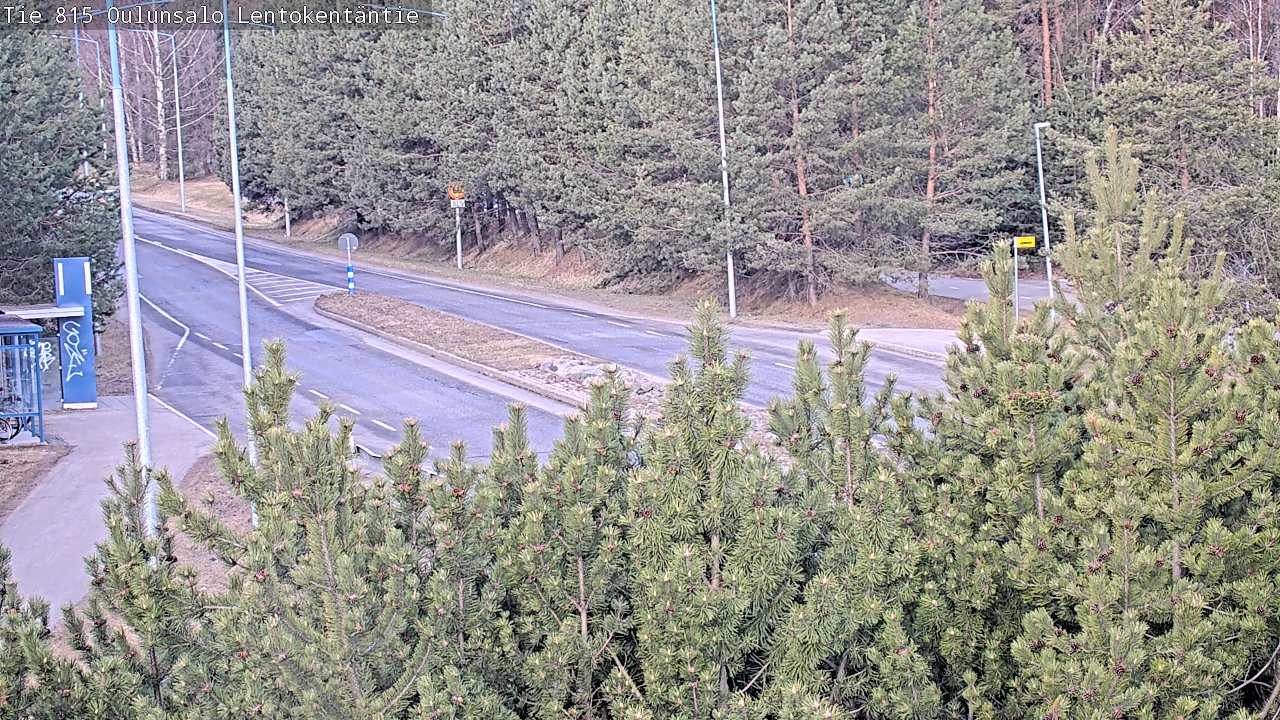 Weather Camera Image Väg 816 Uleåsalo, Lentokentäntie, Oulu, Pohjois-Pohjanmaa