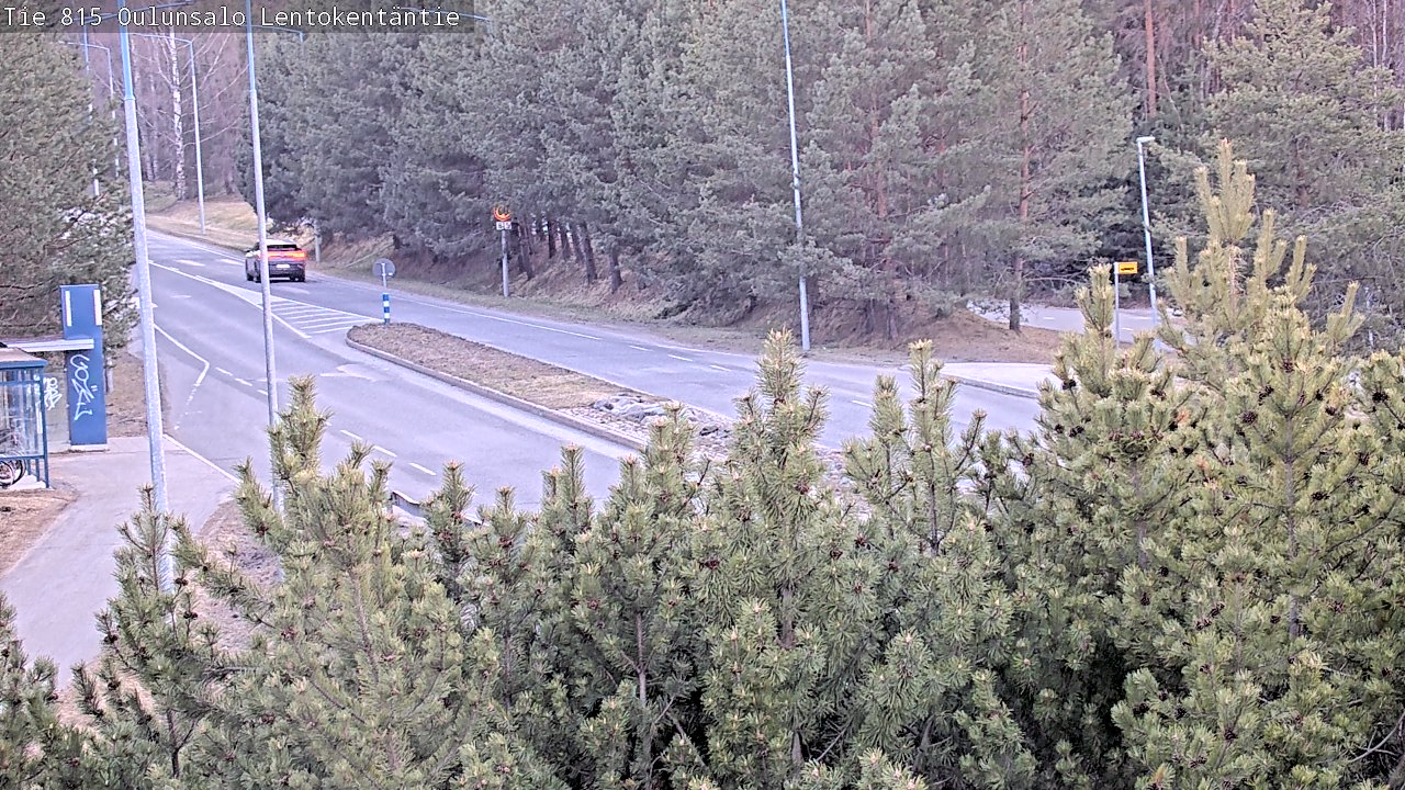 Weather Camera Image Väg 816 Uleåsalo, Lentokentäntie, Oulu, Pohjois-Pohjanmaa