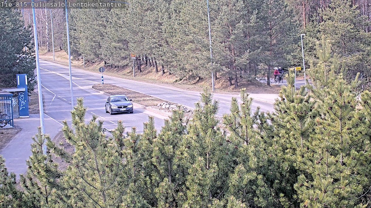 Weather Camera Image Väg 816 Uleåsalo, Lentokentäntie, Oulu, Pohjois-Pohjanmaa