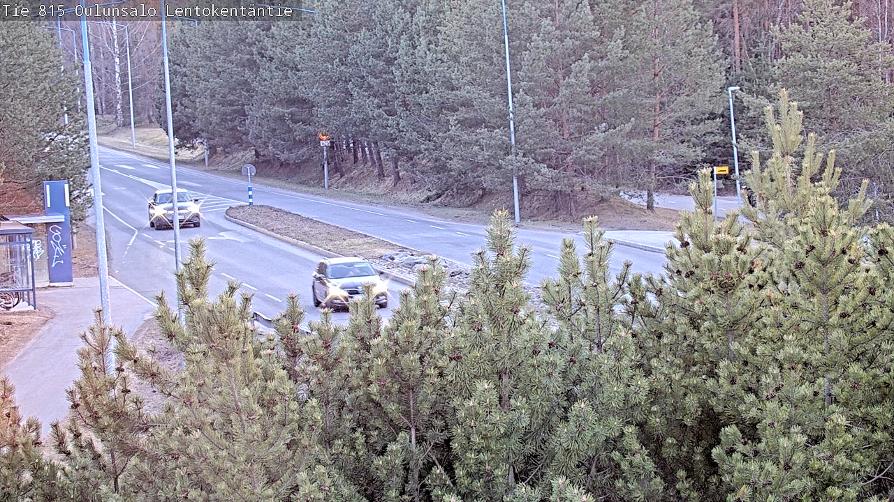 Weather Camera Image Väg 816 Uleåsalo, Lentokentäntie, Oulu, Pohjois-Pohjanmaa