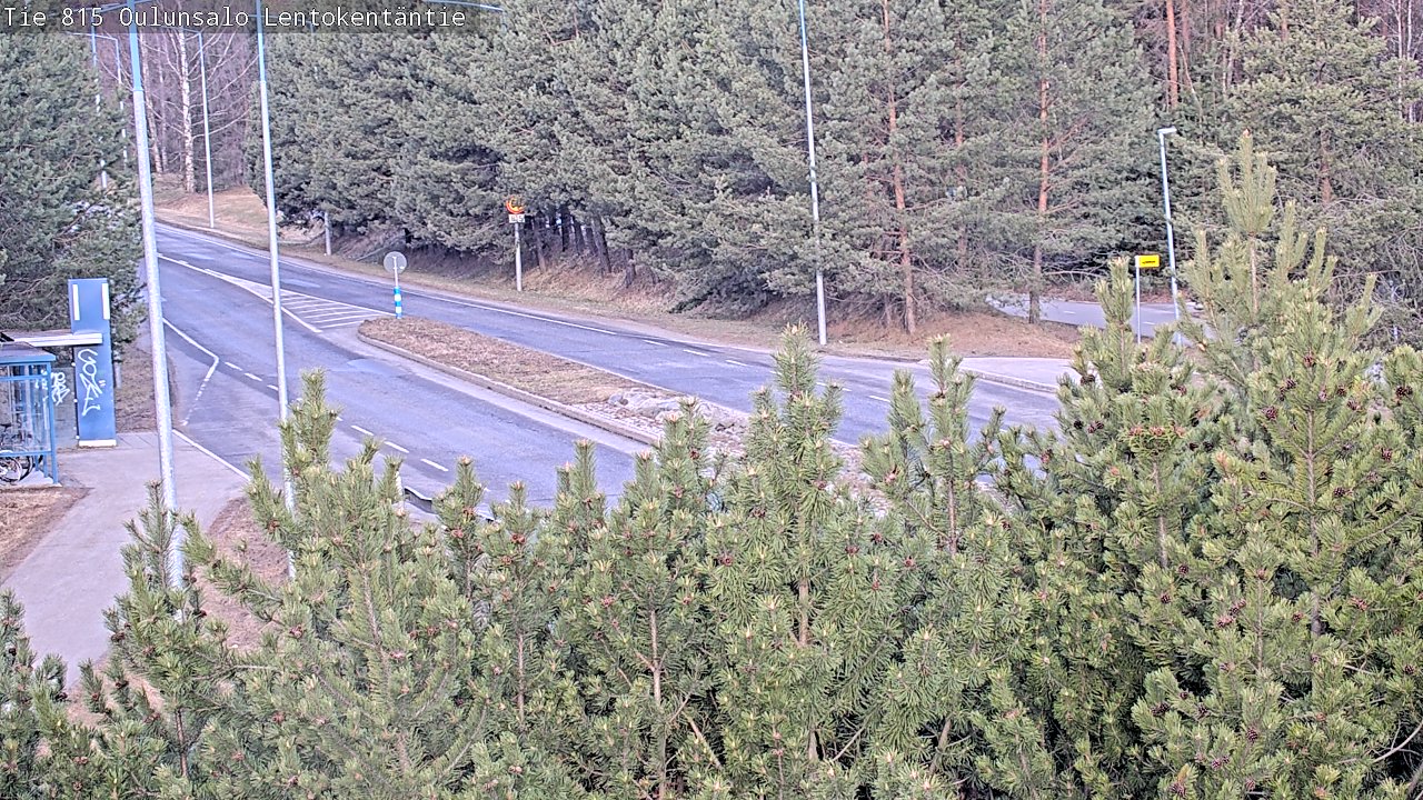 Weather Camera Image Väg 816 Uleåsalo, Lentokentäntie, Oulu, Pohjois-Pohjanmaa