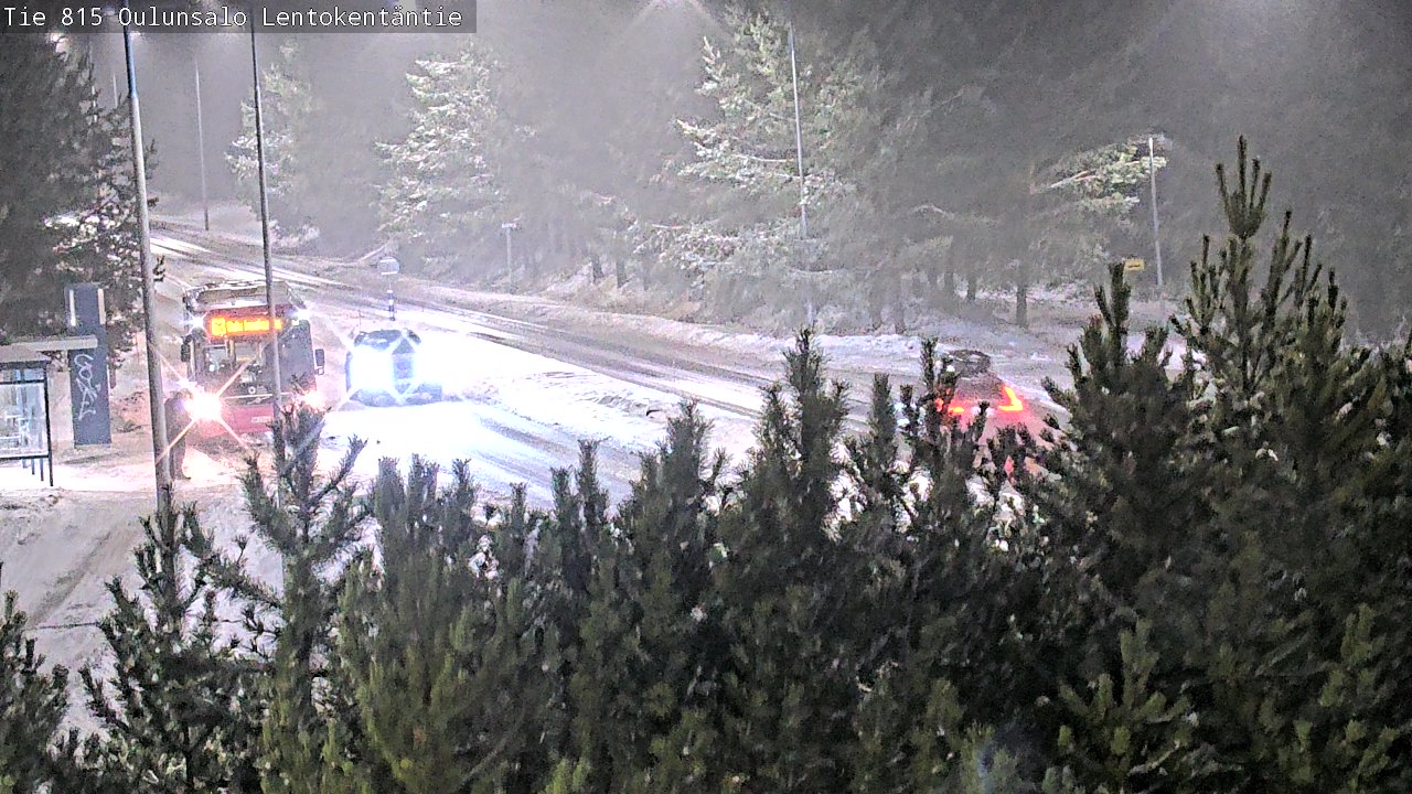 Weather Camera Image Väg 816 Uleåsalo, Lentokentäntie, Oulu, Pohjois-Pohjanmaa