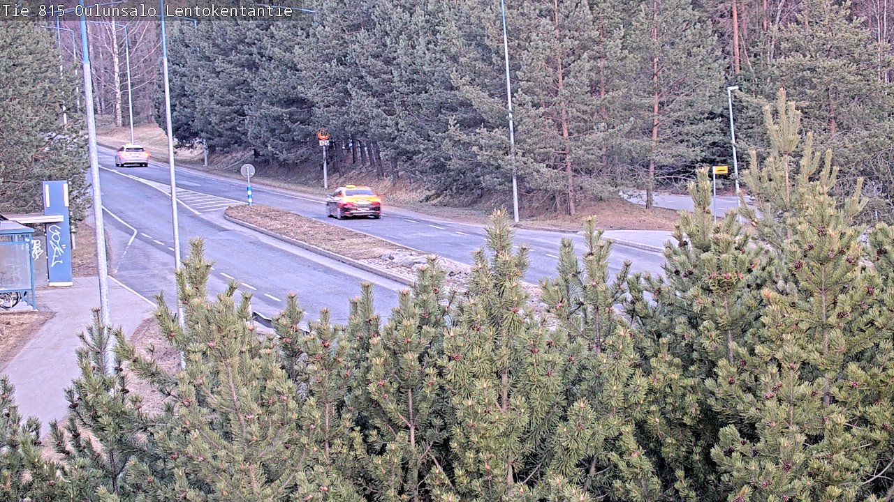 Weather Camera Image Väg 816 Uleåsalo, Lentokentäntie, Oulu, Pohjois-Pohjanmaa