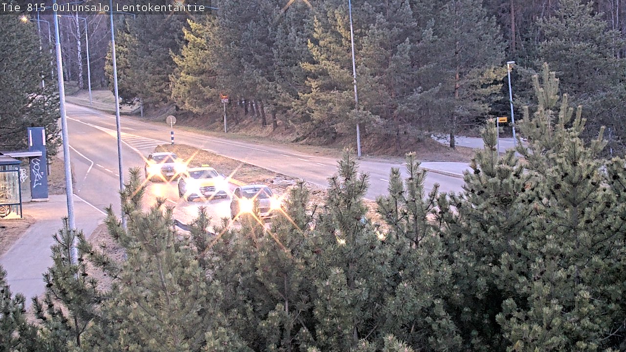 Weather Camera Image Väg 816 Uleåsalo, Lentokentäntie, Oulu, Pohjois-Pohjanmaa