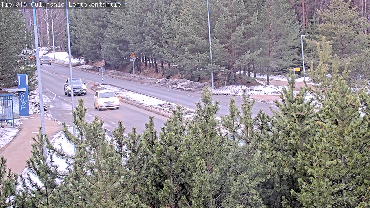 Weather Camera Image Väg 816 Uleåsalo, Lentokentäntie, Oulu, Pohjois-Pohjanmaa